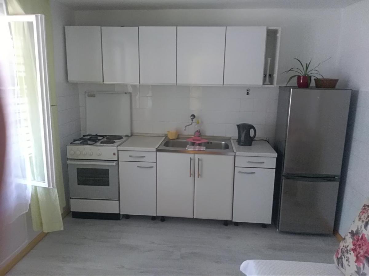 Apartmani Krbelica 1 พรีมอชเตน ภายนอก รูปภาพ