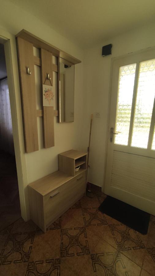 Apartmani Krbelica 1 พรีมอชเตน ภายนอก รูปภาพ